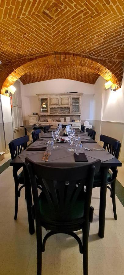 Foresteria Antica Societa Ozegna Buitenkant foto